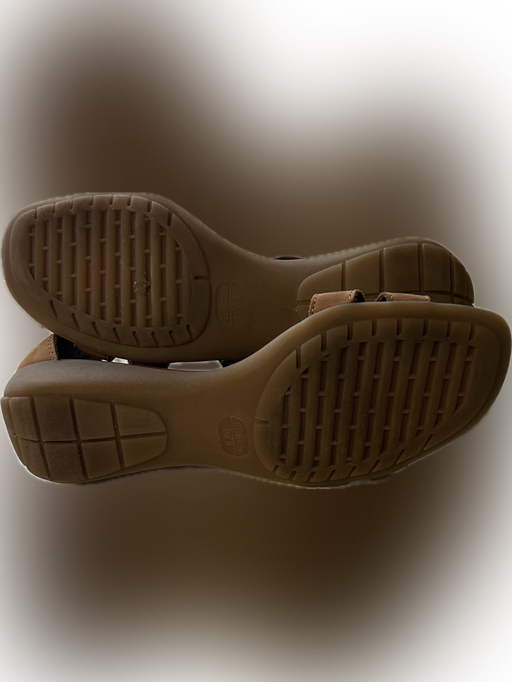 THE FLEXX Tan Suede T-Strap Sandals - Picture 7 of 8